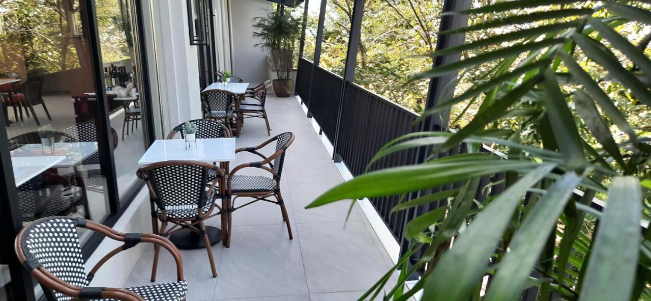 Girasol Tagaytay Bed & Breakfast Tagaytay City Exterior photo